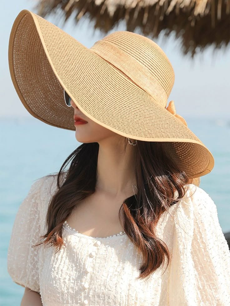 How to Store a Wide Brim Hat Without Ruining Its Shape